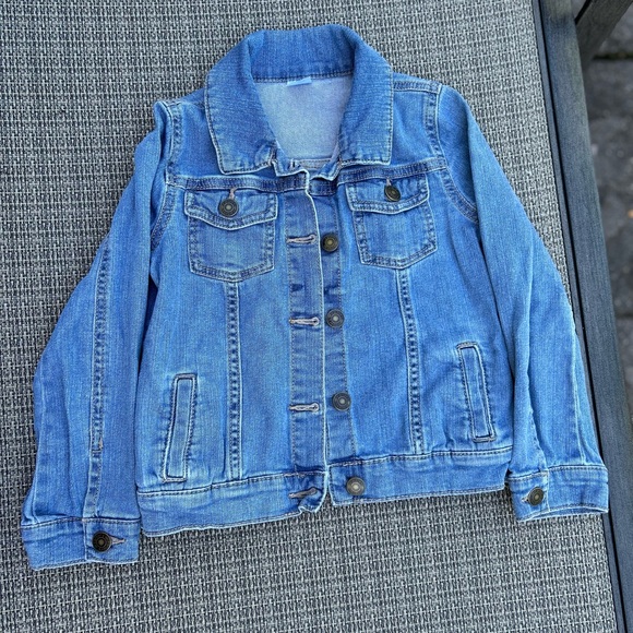 Carter's Other - Carters denim jacket size 6x soft!